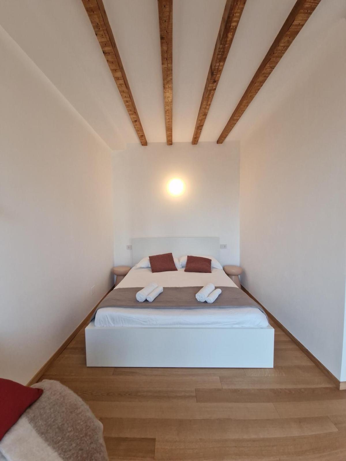 Appartement Camparino Apartment, 10 Min From The Duomo, *