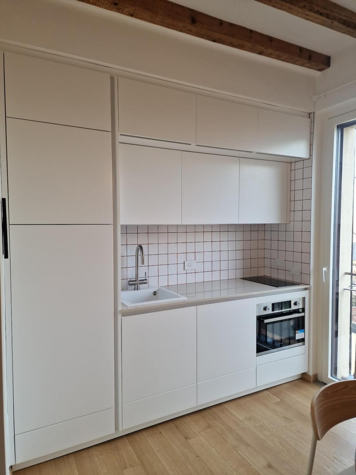 Camparino Apartment, 10 Min From The Duomo, Appartement Milan